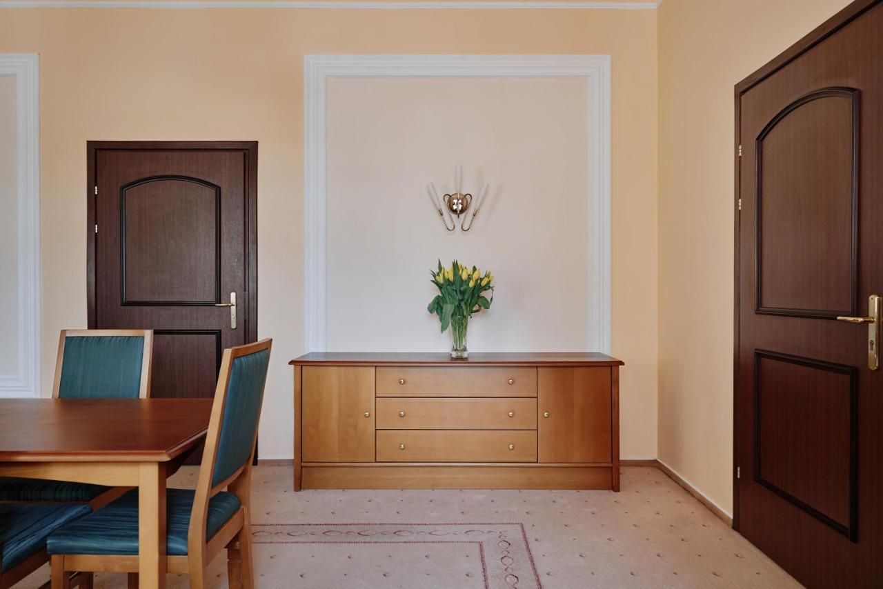 Hotel Zamojski Zamość Dış mekan fotoğraf